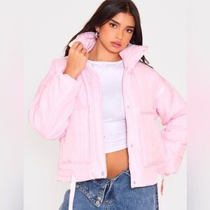 NWT- PRETTYLITTLETHING
Baby Pink Quilted‎ Padded Longline Jacket Size 2